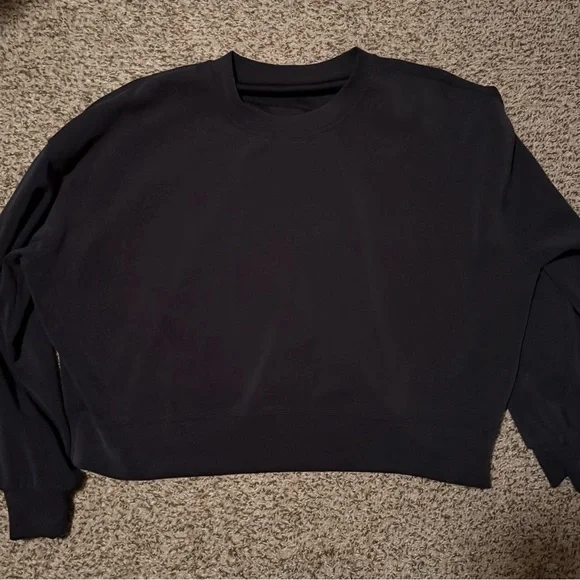 Lululemon softstreme crewneck - Picture 2 of 5